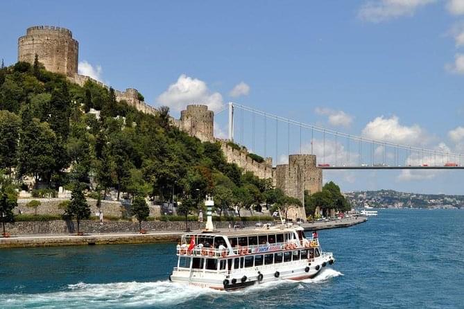 Sail over the gorgeous water of Bosphorus