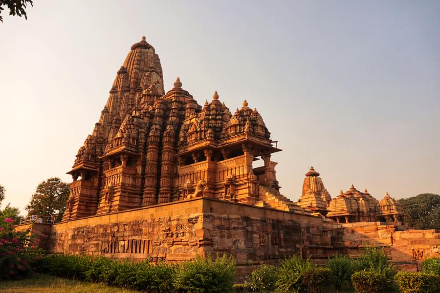 Panna National Park Tour And Khajuraho Sightseeing Image