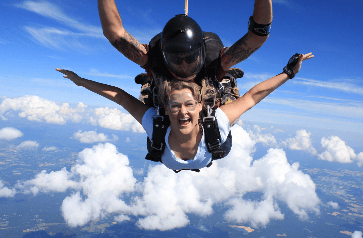 Best Skydiving Tours