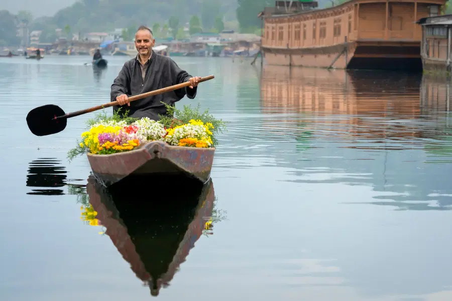 Shikara Boat Ride at Nigeen Lake, Srinagar Image