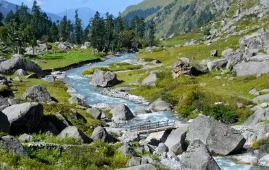 Reach the Majestic Har Ki Dun Valley
