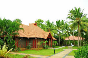 Zaio881r4izox6intz11j2ozwjs7 1592540394 poovar island resort (3)