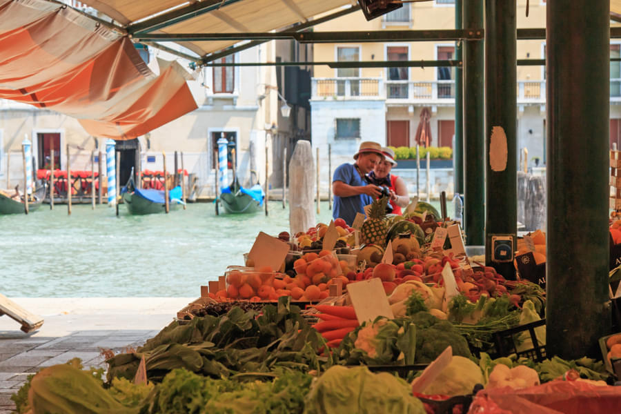 Mercato Di Rialto, a market in Venice famous for its amazing variety of vegetarian and non vegetarian food items