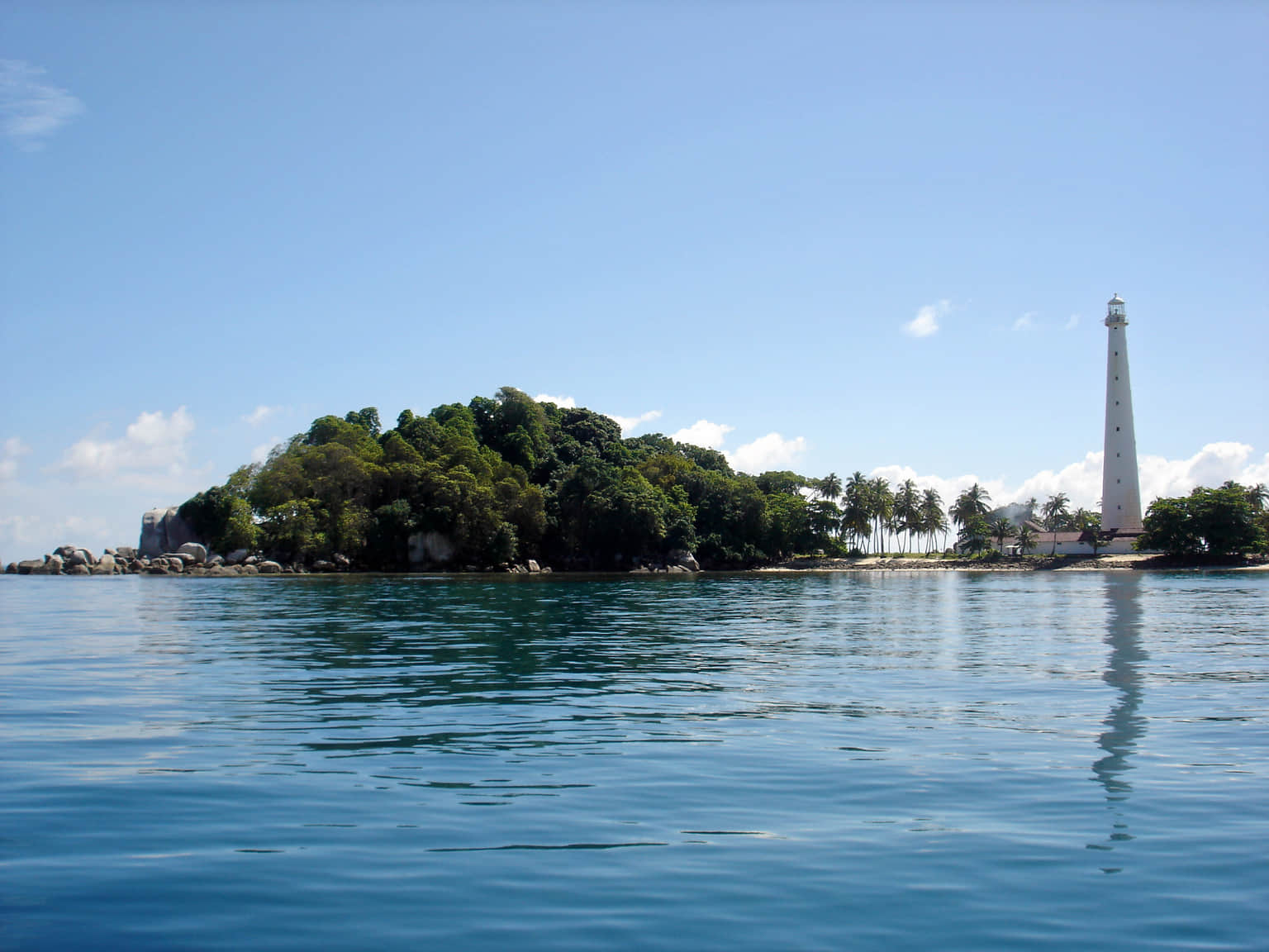Lengkuas Island