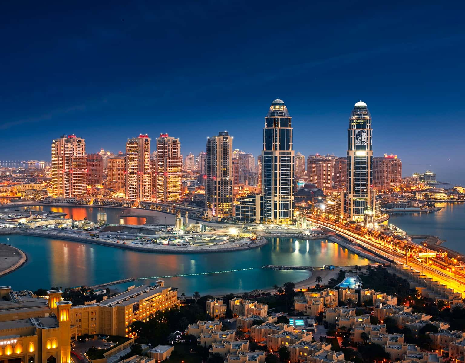 Qatar in a Nutshell | Exploring Deserts, Cities & the Gulf