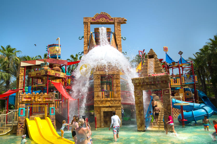 Explore the Aquaventure park with this amazing package