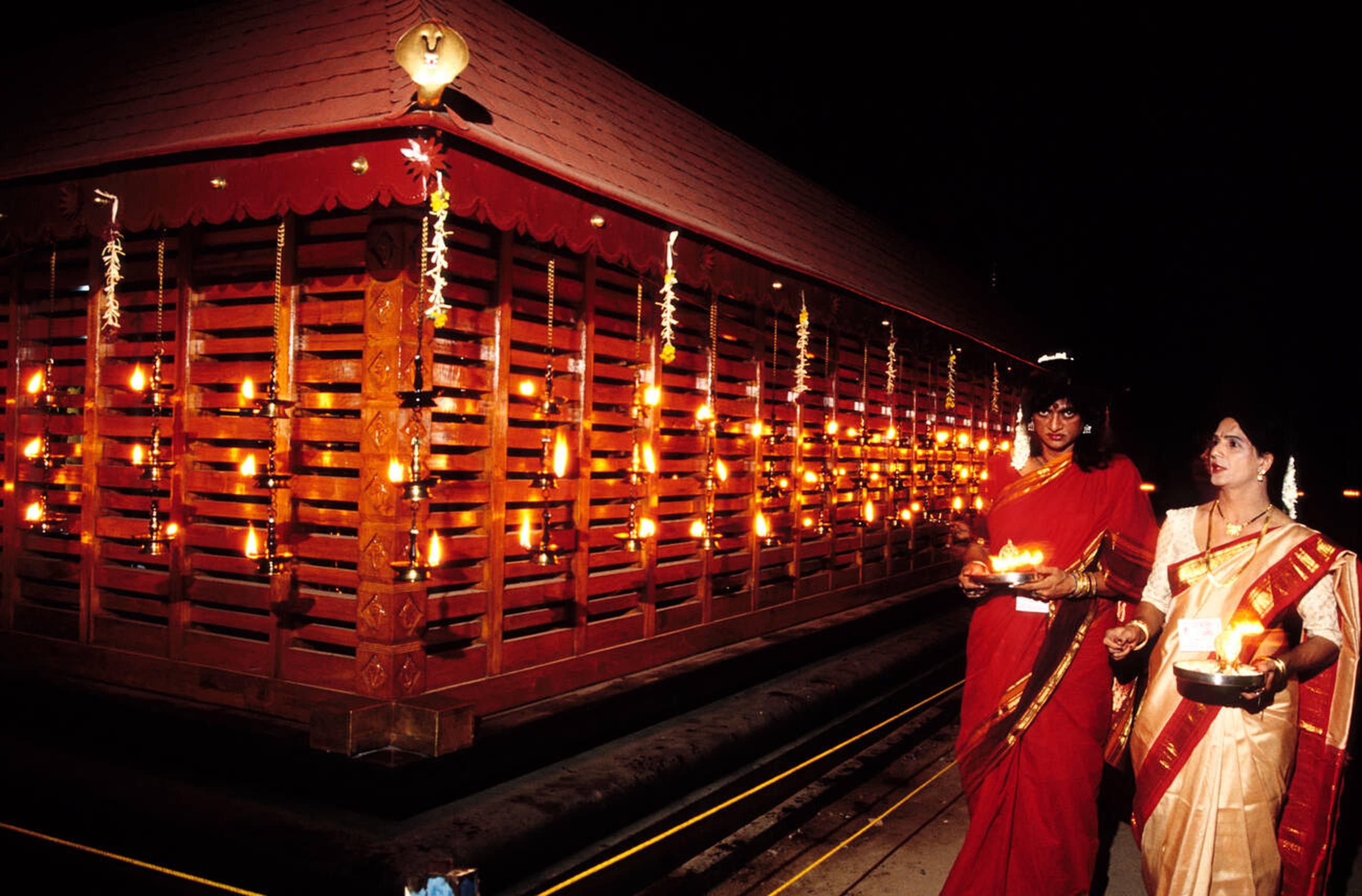 Attend an Evening Aarti at the Temple