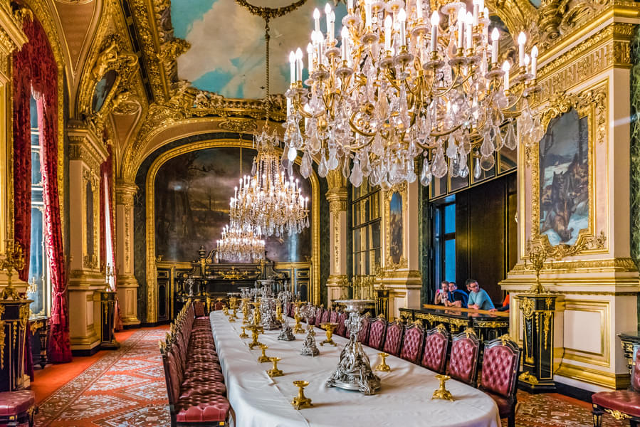 Admire the royal dining hall