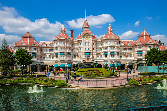 Admire this beautiful place reminiscent childhood Disney memories