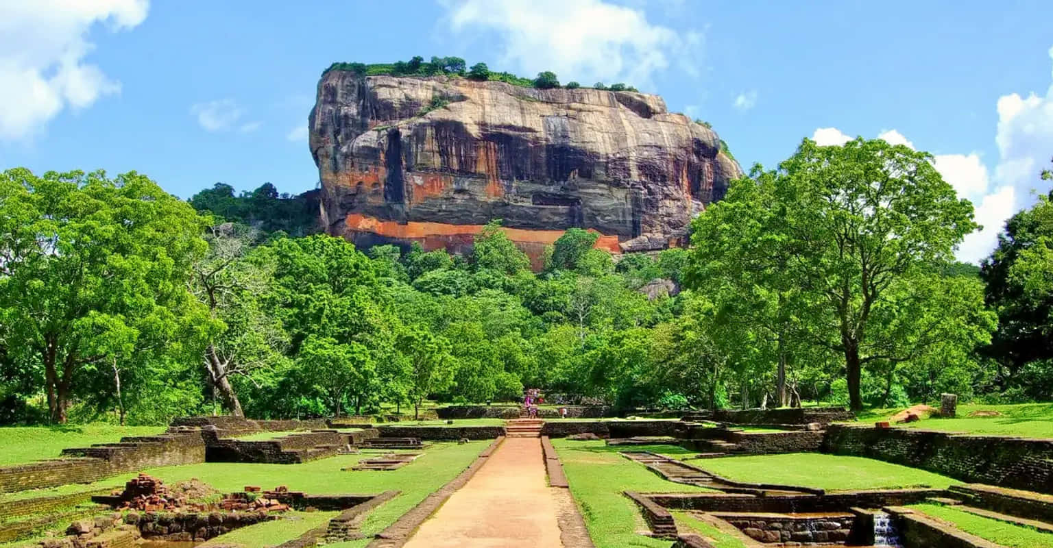 Excursion to Sigiriya