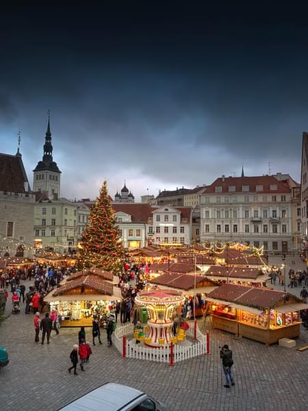 Browse Christmas Markets Cheerfully