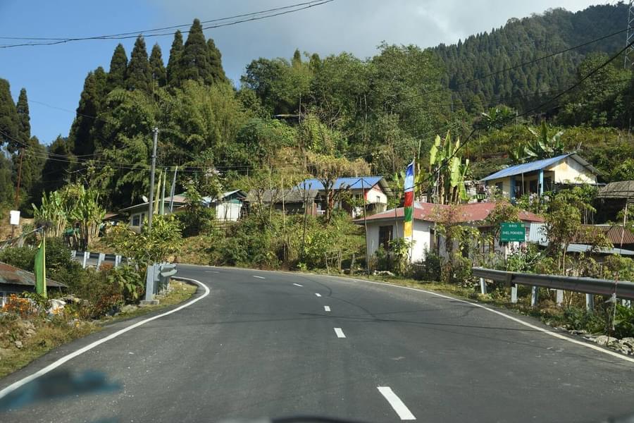 Bagdogra Airport to Kalimpong Transfers Image