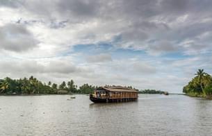 Kumarakom Boat Cruise