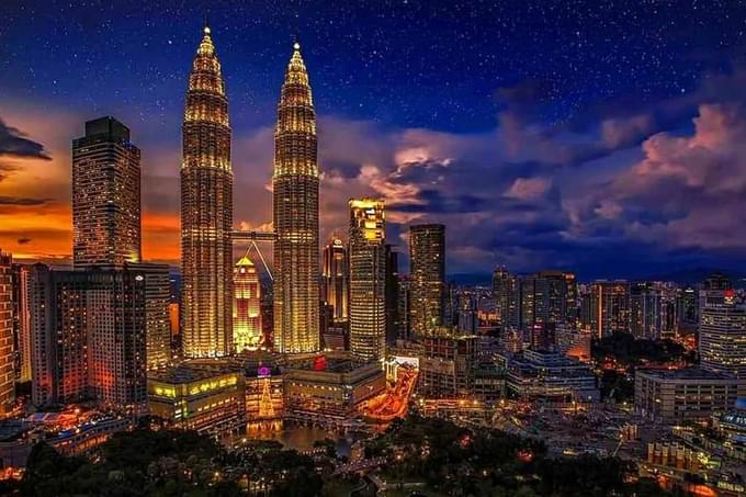 KL Hop On Hop Off Bus Night Tour