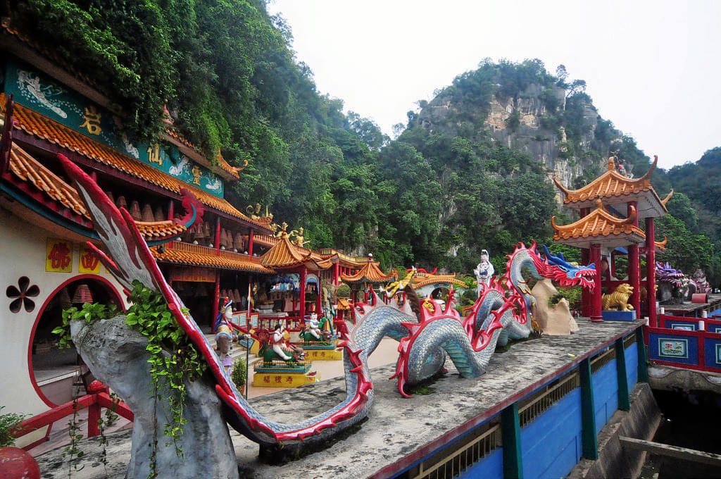 Ling Sen Tong Temple Overview