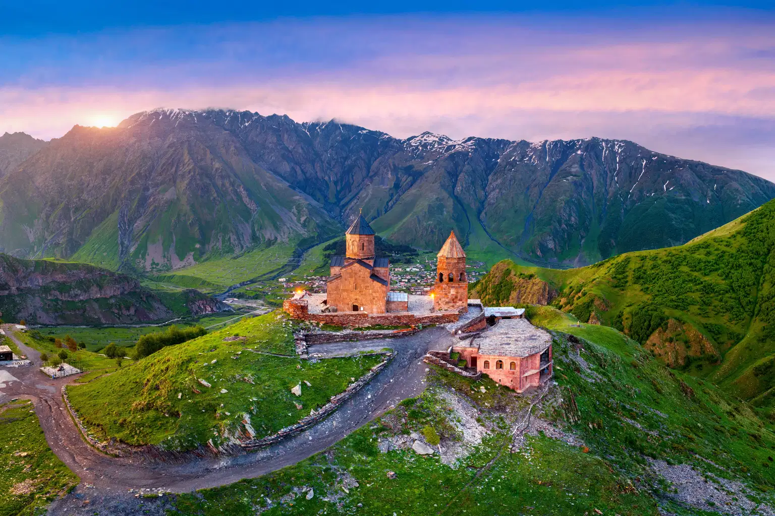 Highlights of Georgia | Capitals, Caves & Caucasus