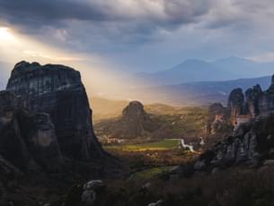 Mesmerising view under the cape of clouds in Meteora 