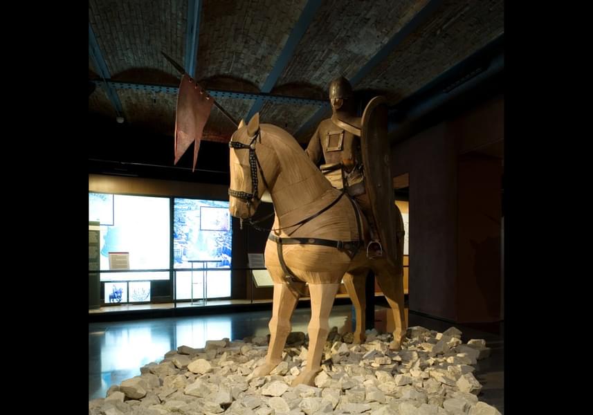 Have a look at the sculptures of medieval horse