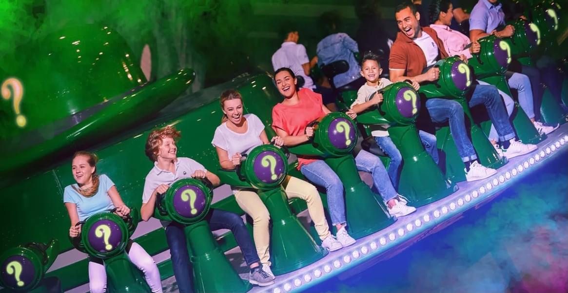 Keep guessing at the The Riddler Revolution ride