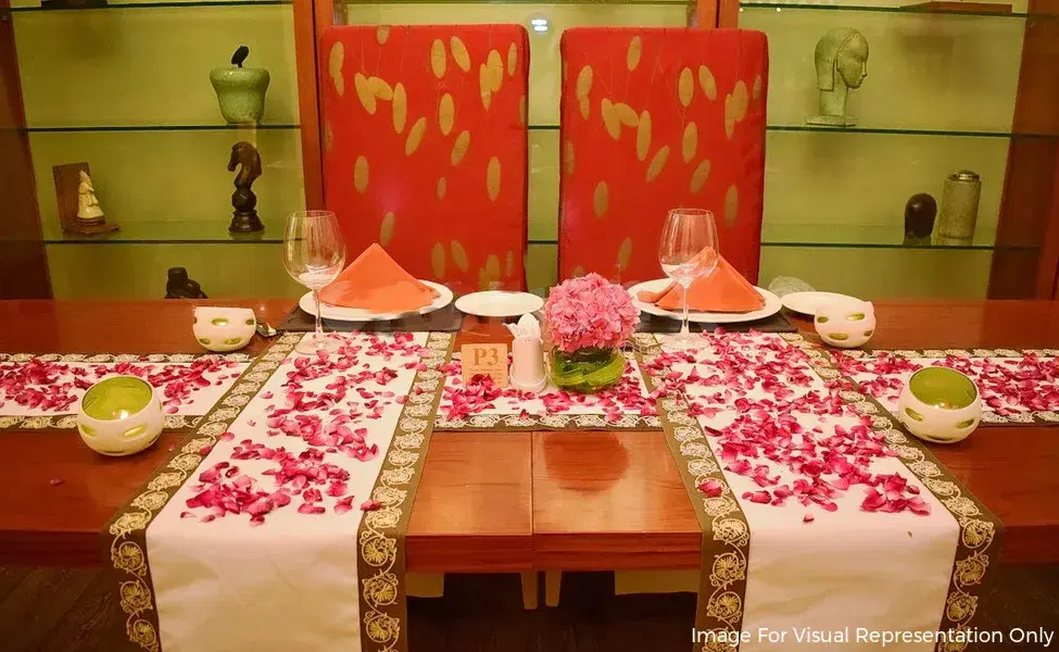Romantic Dining Experience at Vivanta, Delhi