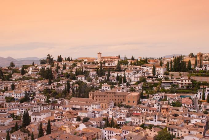 Walking tour Granada